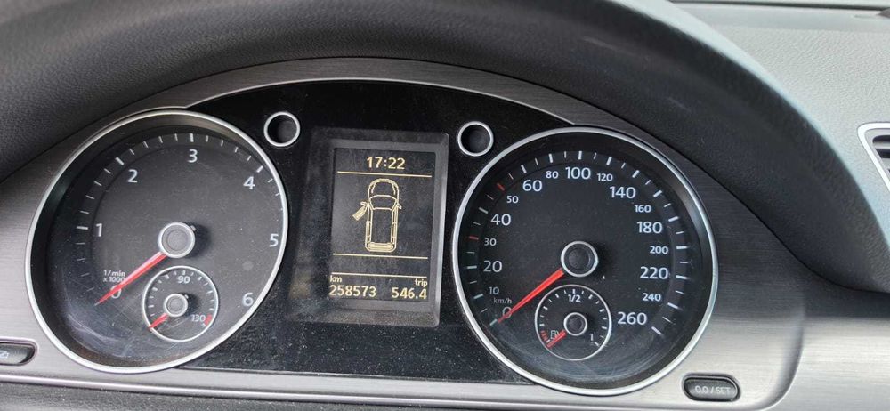 Volkswagen Passat 2,0 TDI 140cp BLUEMOTION