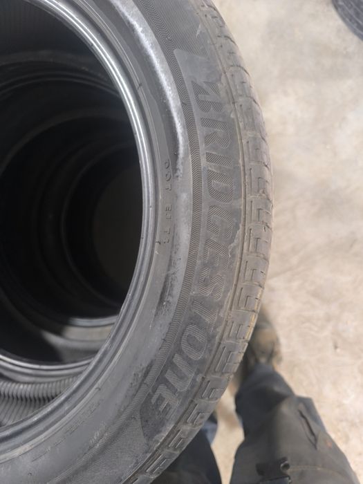 Шины Bridgestone R19  225/55 комплект 4 шины