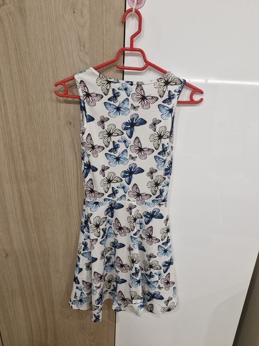 Rochie cu imprimeu fluturi eleganta