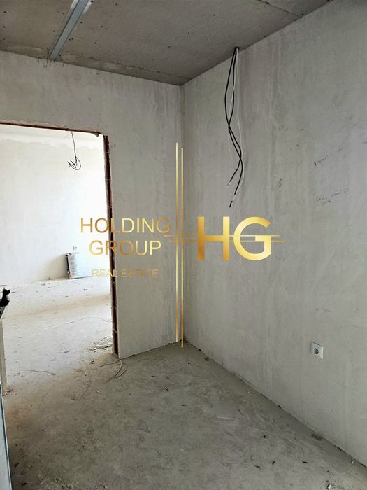 Продава се Двустаен апартамент в к.к. Св.Св. Константин и Елена - 71 кв.м за 1902 €/кв.м - Снимка #2