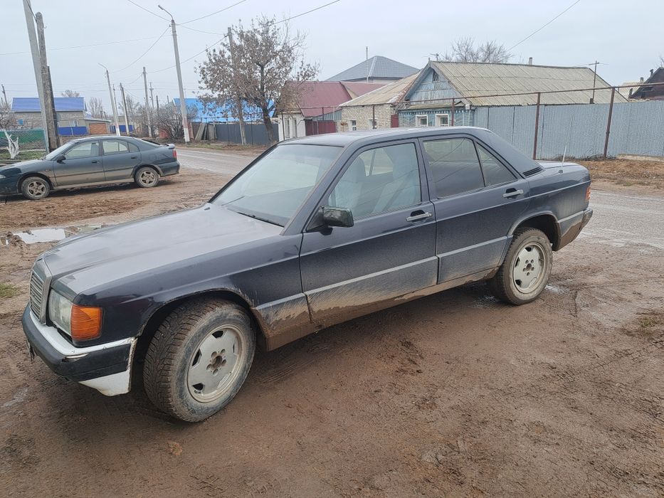 Продам мерседес 190