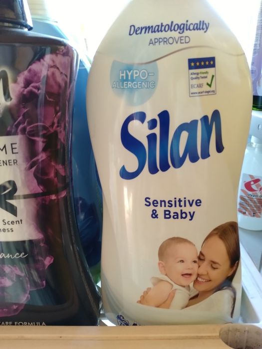 Памперси и гащи за възрастни