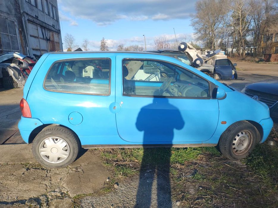 Renault Twingo на части