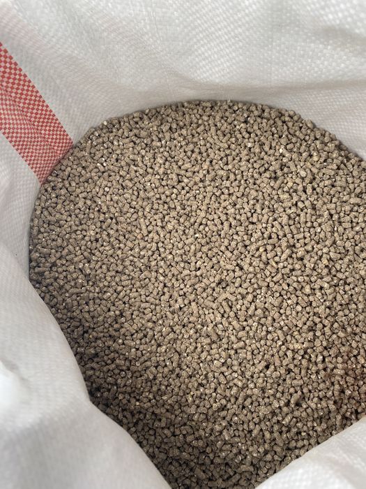 Корм для перелок несушек