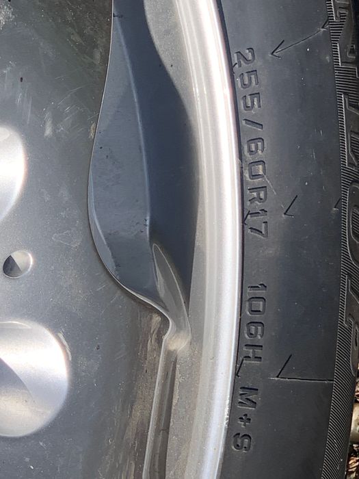 Roata R 17, Jantă aliaj „Ronal“ cu cauciuc vară 255x60x17