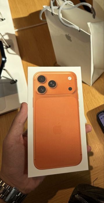 Iphone 17 pro max perfect condition