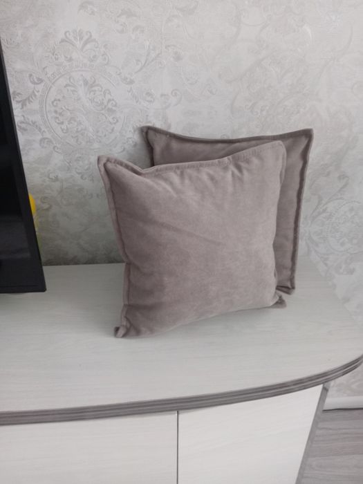 Продам подушечки диванные