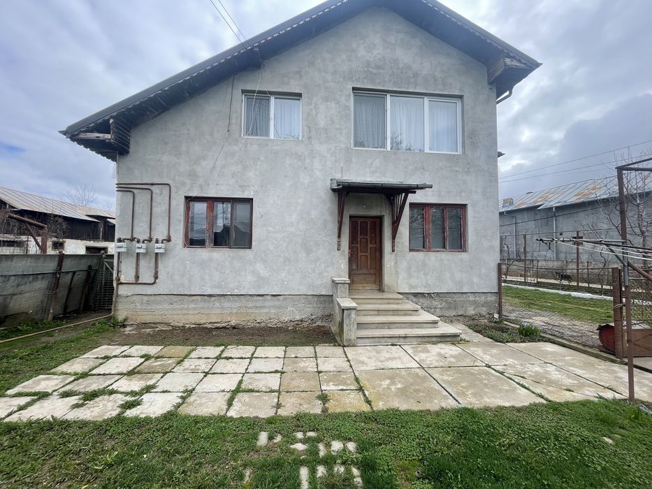 Apartament 4 camere separat complet si curte 230mp - totul individual