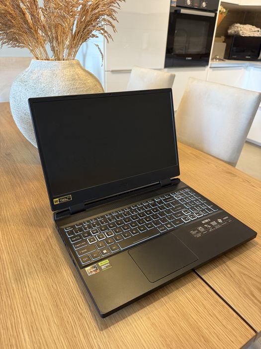 Acer Nitro 5, Ryzen 7 6800H, 16GB RAM, 1TB SSD, RTX 3070Ti 8GB