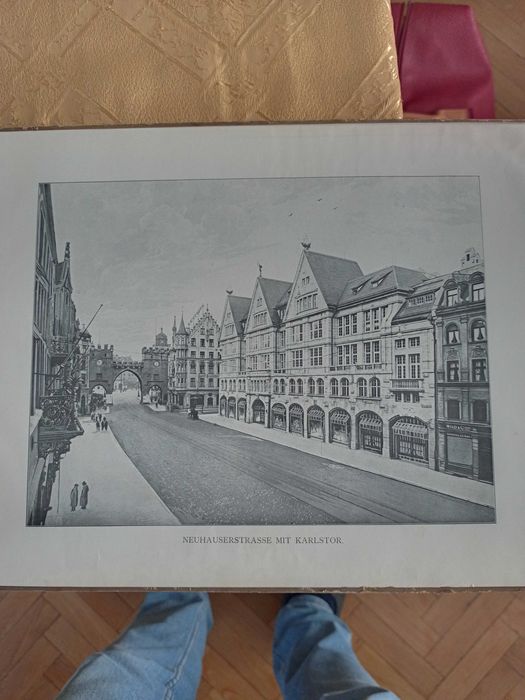 Много стар алманах със снимки от Мюнхен