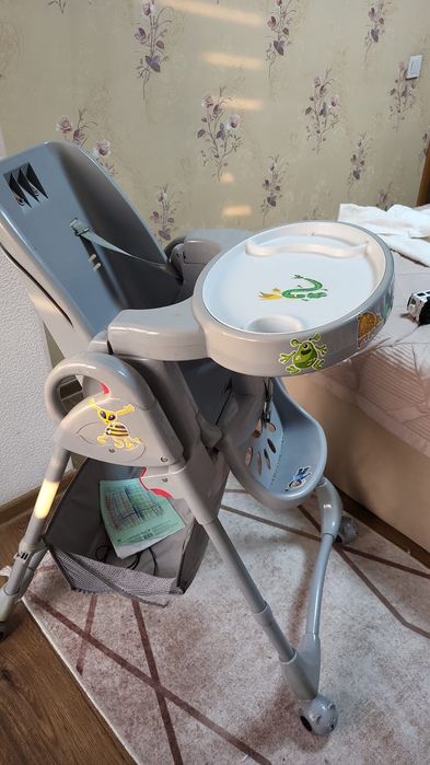 Продам детский столик хороший