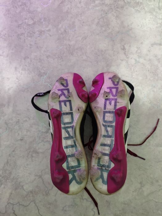 Adidas бутсы футбольные