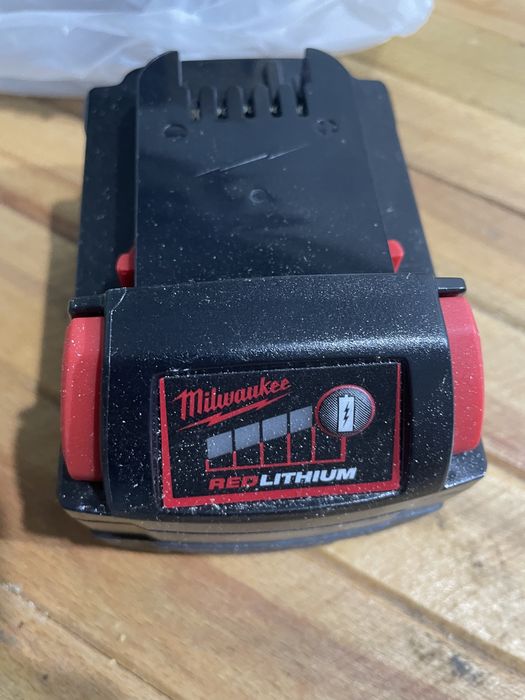 Baterie milwaukee 5.0