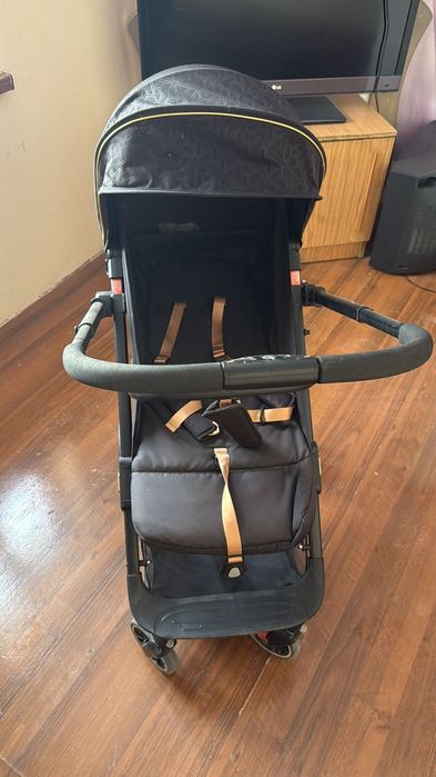 Коляска  сатылады