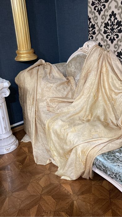 Велюр лазерный серый.