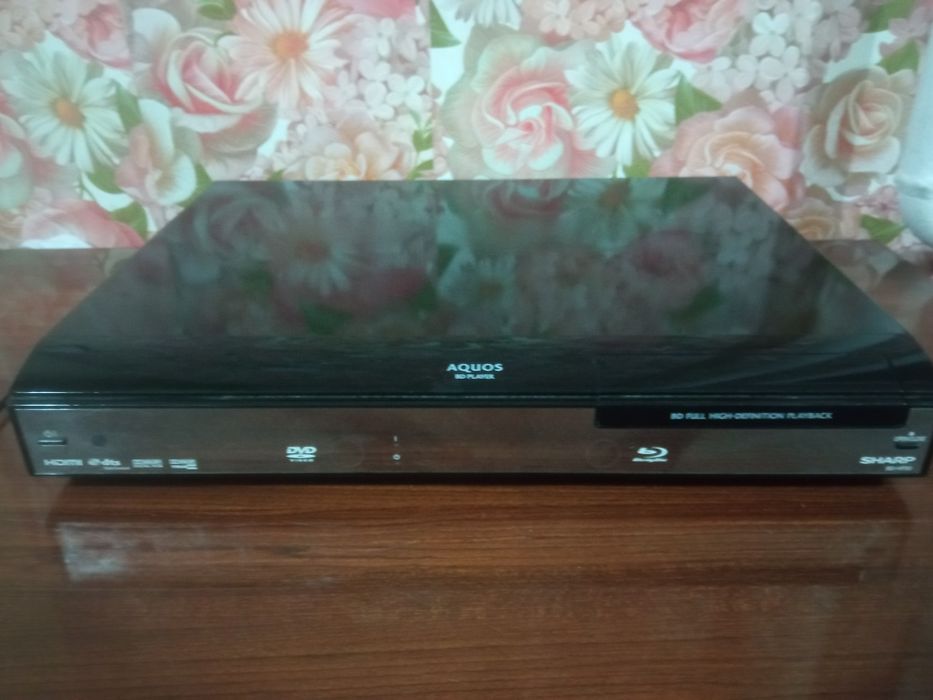 Продам DVD в отличном состоянии рабочий