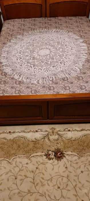 Vând fete de masa decorative