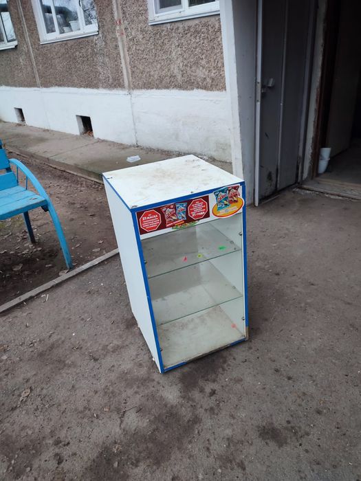 Стелаж белый хорошый