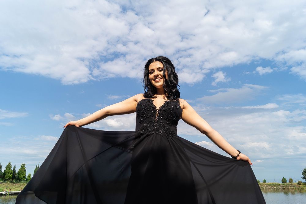 Абитуриентска рокля/бална рокля/официална рокля