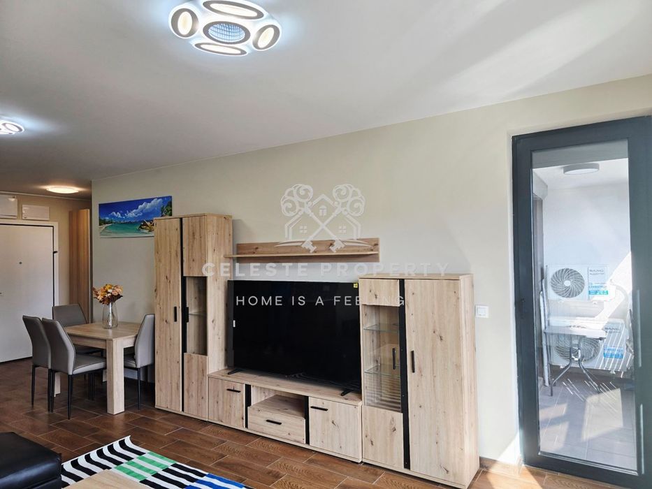 Дава се под наем Двустаен апартамент в София, Център - 79 кв.м за 999 € - Снимка #2