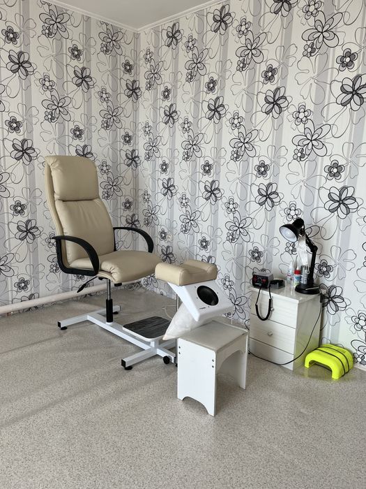 Педикюрное кресло с вытяжкой