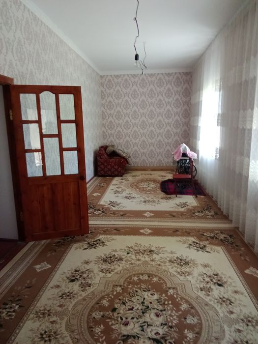 Дом в Бустанлыкском районе.