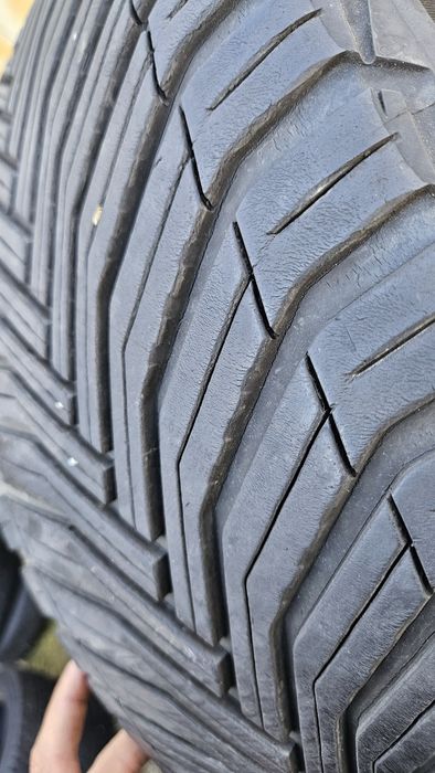 4бр гуми 255 40 20 дот 23 мишелин michelin