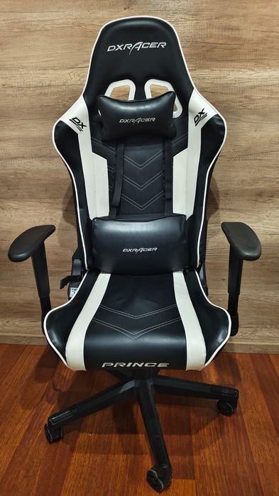 игровое кресло DxRacer