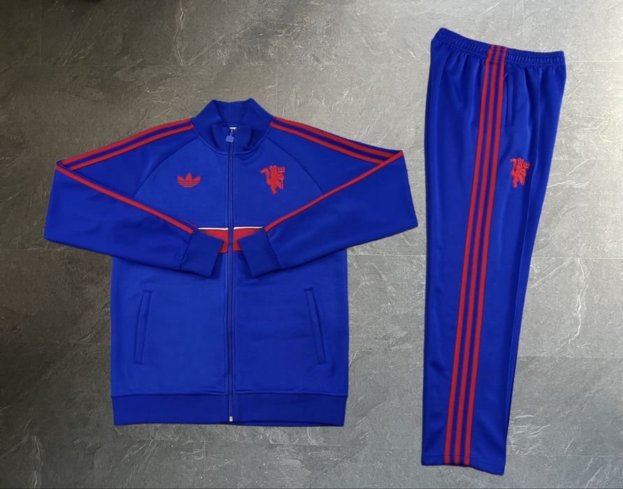 ФУТБОЛНИ КОМПЛЕКТИ НА КЛУБНИ ОТБОРИ (psg,manchester united,barcelona,real madrid,arsenal,liverpool и др)