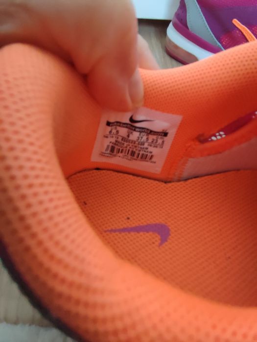 Маратонки Nike 37.5 номер