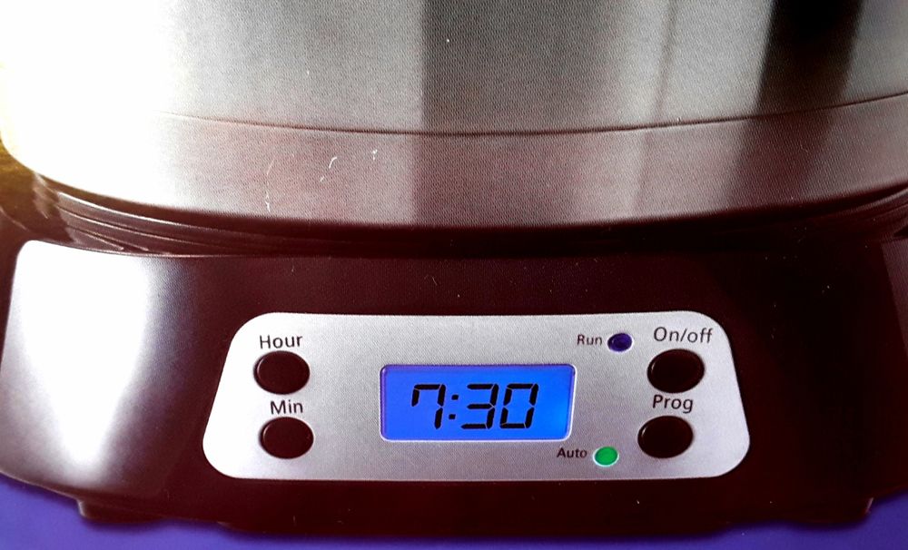 CAFETIERA INOX Switchon Germania cu afișaj LCD NOUĂ - 190 Lei