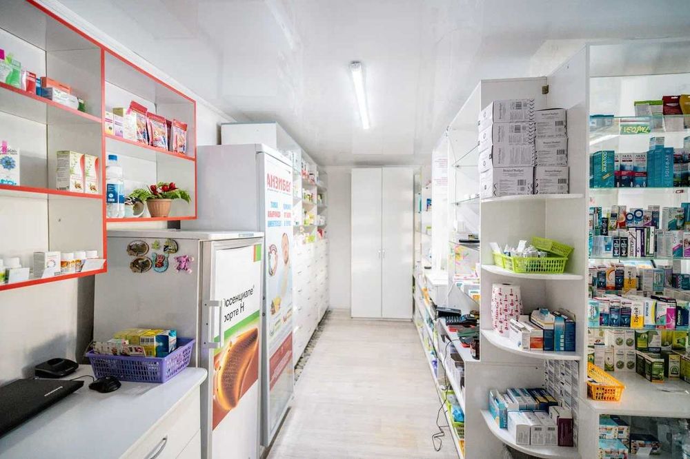 Продам ком. помещение на 1ой линии