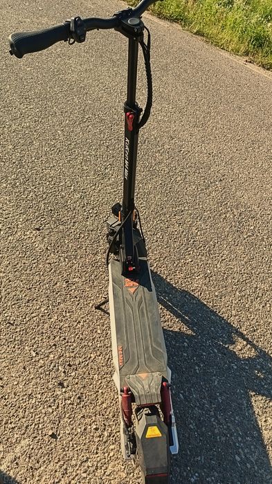 Vând trotinetă kukirin m4 max