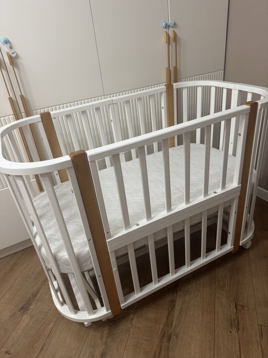 Кровать 2в1. Почти новый.