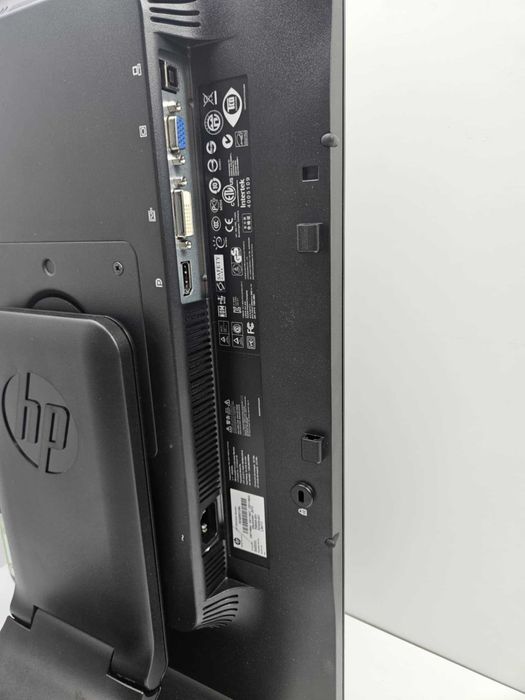 +Гаранция! IPS Монитор HP ZR2330w 23" инча + кабели