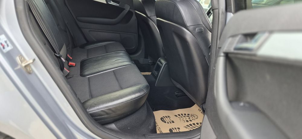 Audi a3 2.0 tdi 140 cp 3 x sline