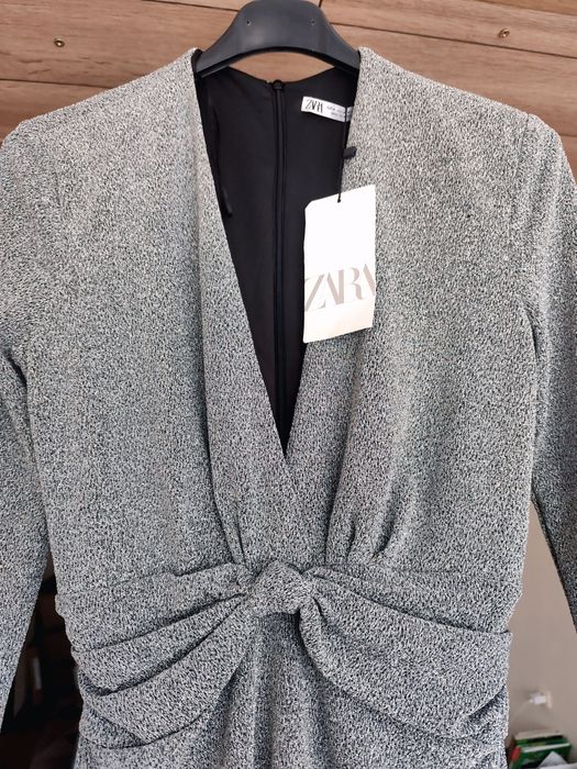 ZARA нова с етикет С-М размер