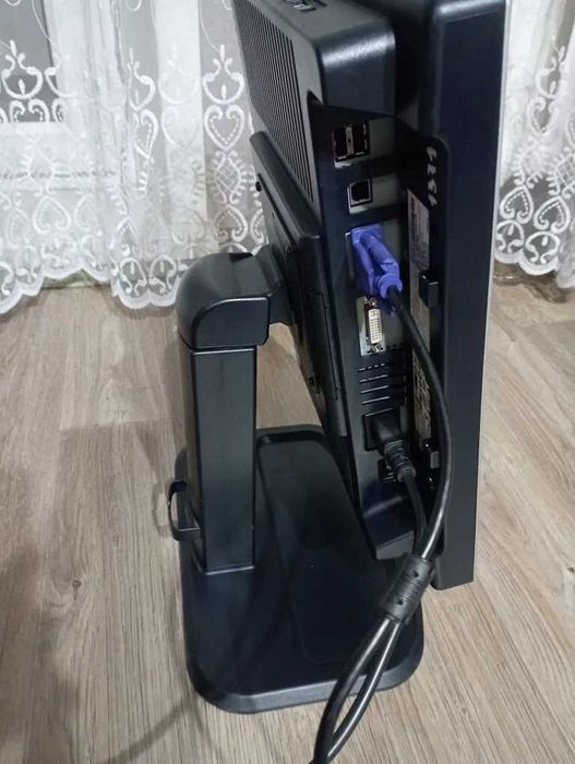 Монитор HP 17 дюйм