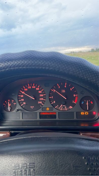 Продам BMW. 1996г