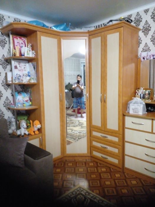 Продам  угловой шкаф мдф.