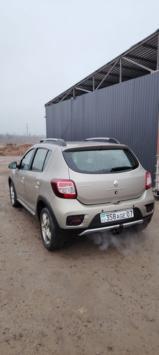 Рено Сандеро Степвей 2