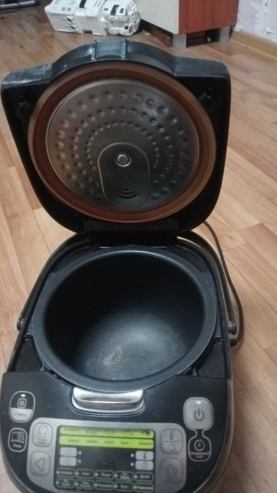 Продам мультиварку Тефаль