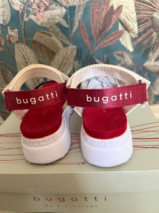 Дамски Сандали Bugatti