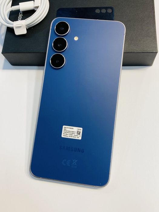 Samsung S25 FE  • ca NOU • Blue