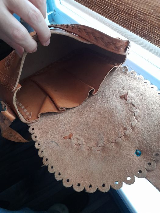 Кожена дамска чанта