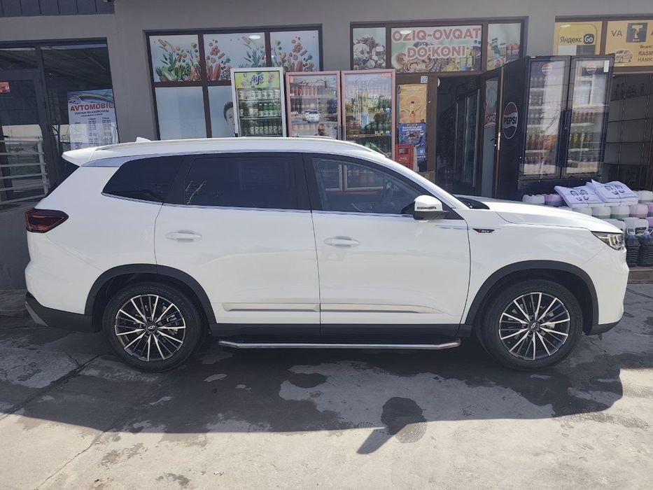 Тигго 8 про лакшерий срочно сотилади