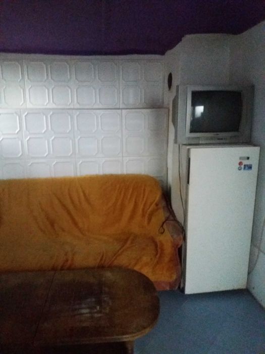 Етаж от къща, гр. В Търново, кв.Варуша, близо до Американски колеж