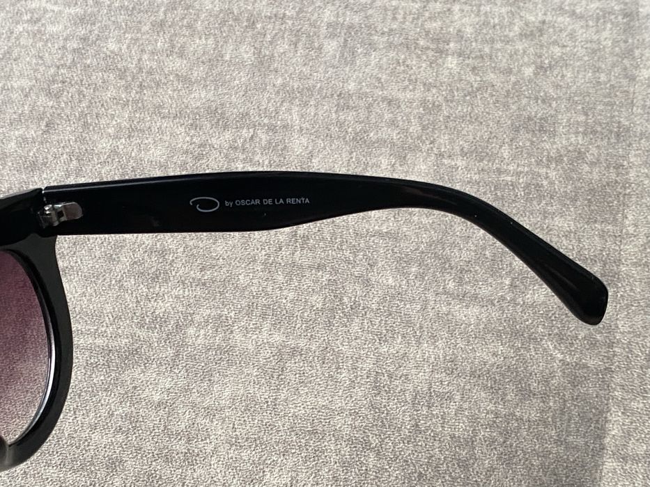 Ochelari de soare Oscar de la renta