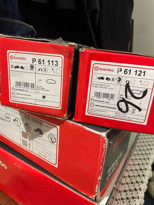 Продавам дискове и накладки за Пежо 308, бензин 2014 г.