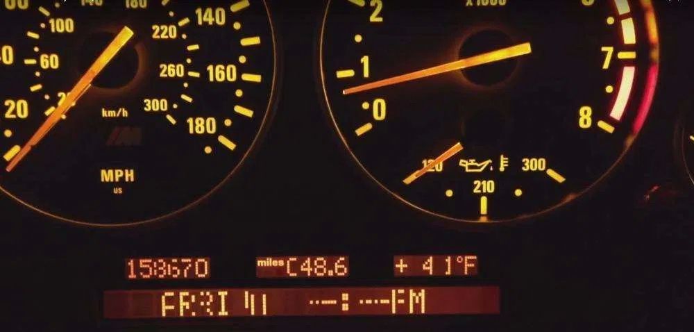 bordBMW e36 e38 e39 e53,mercedesW2xx, range rover pixeli morti